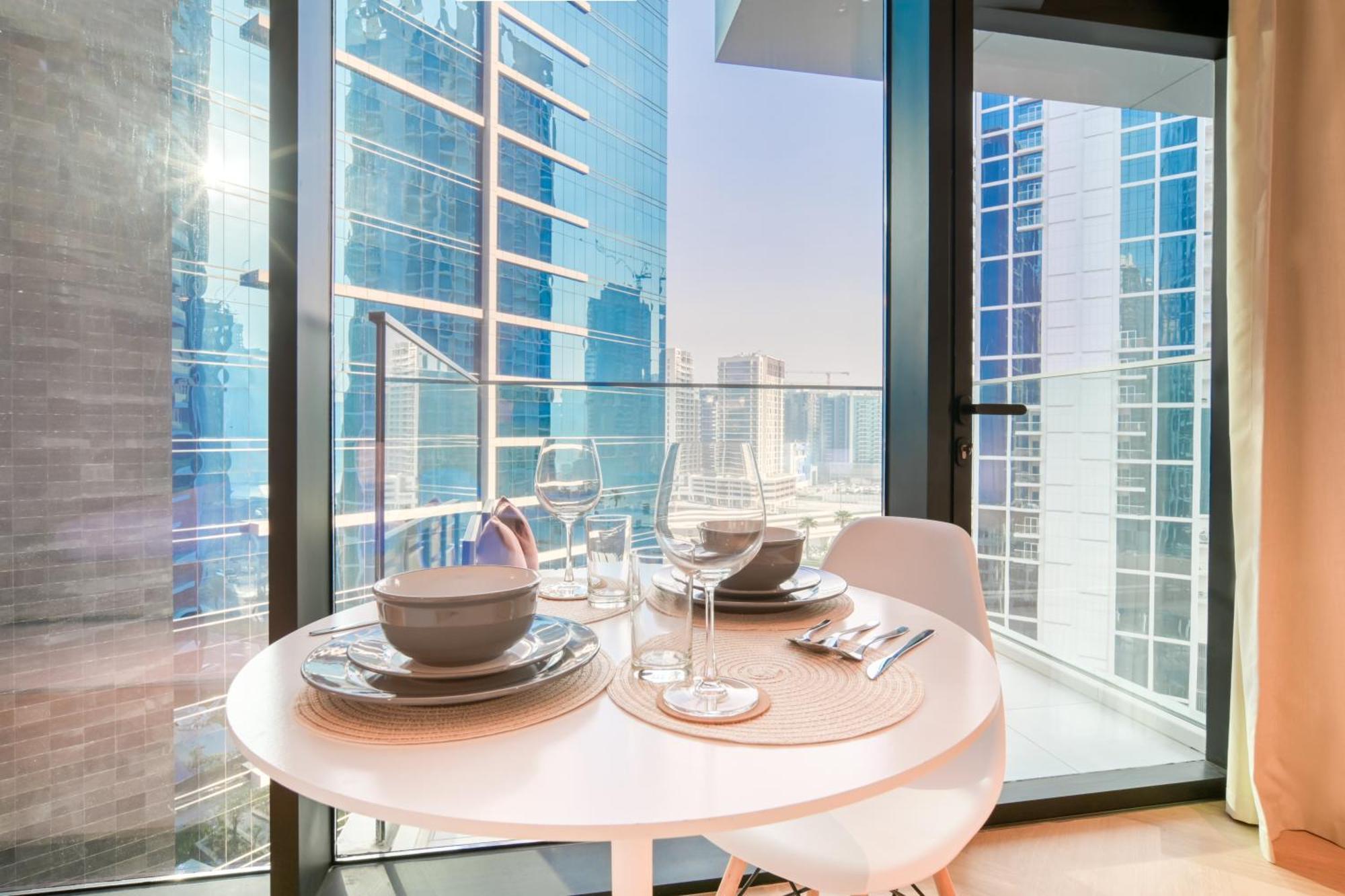 Luxury Studios With Burj Khalifa Or Canal View In Downtown - Marquise Square Tower Dubai Eksteriør bilde