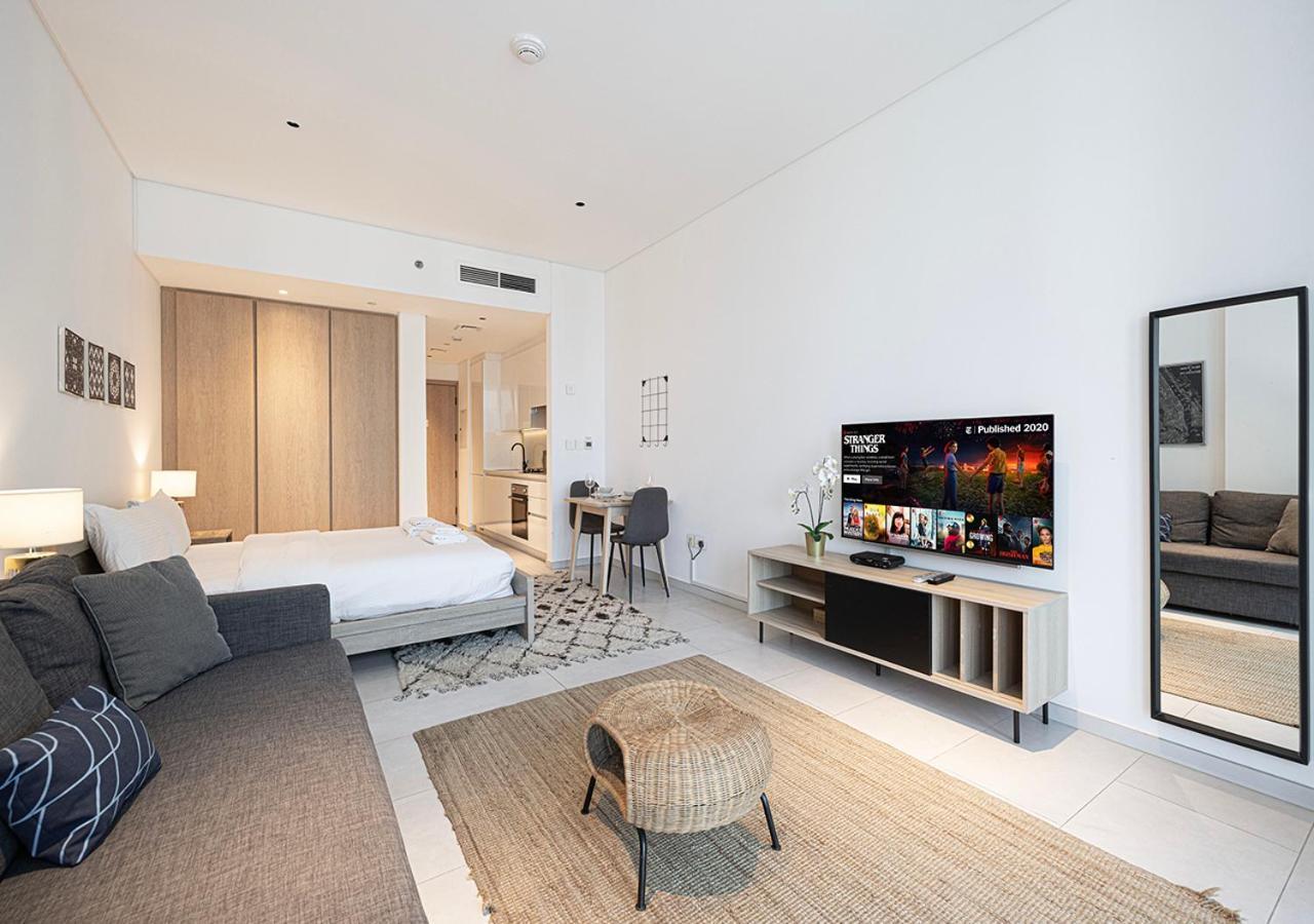 Luxury Studios With Burj Khalifa Or Canal View In Downtown - Marquise Square Tower Dubai Rom bilde